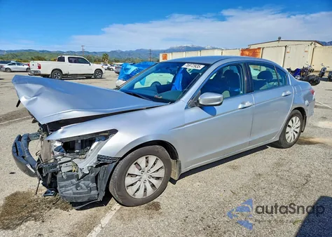 2009 Honda Accord Lx z USA, uszkodzony, nr VIN JHMCP26359C013956